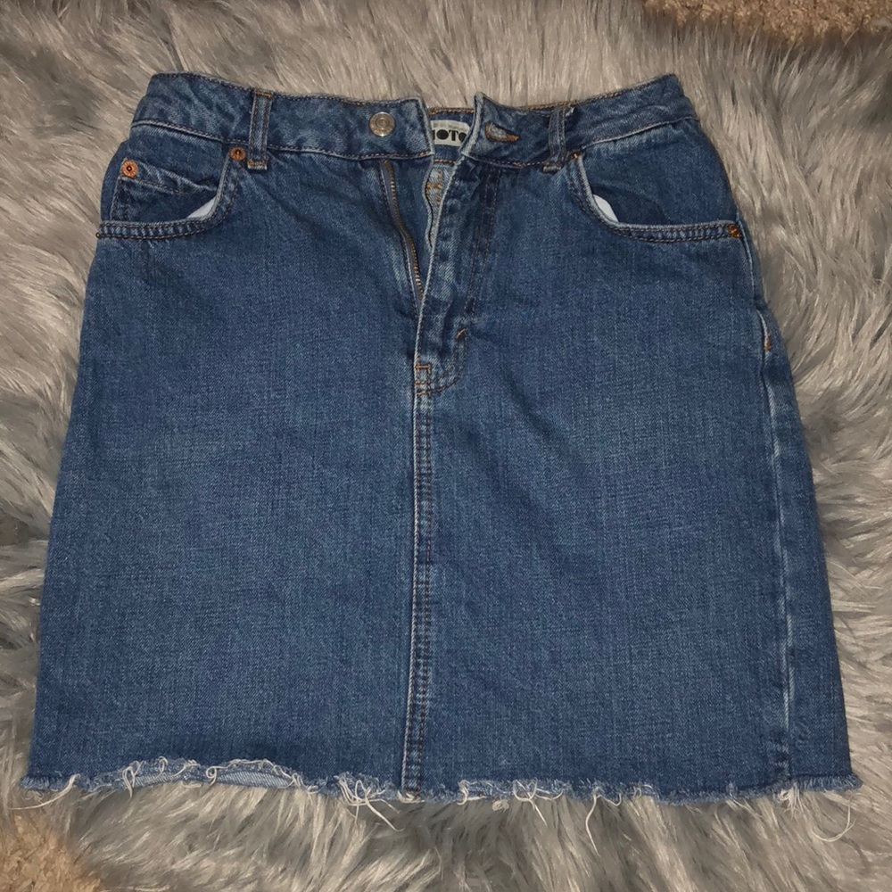 TOPSHOP Moto denim mini skirt size 4
